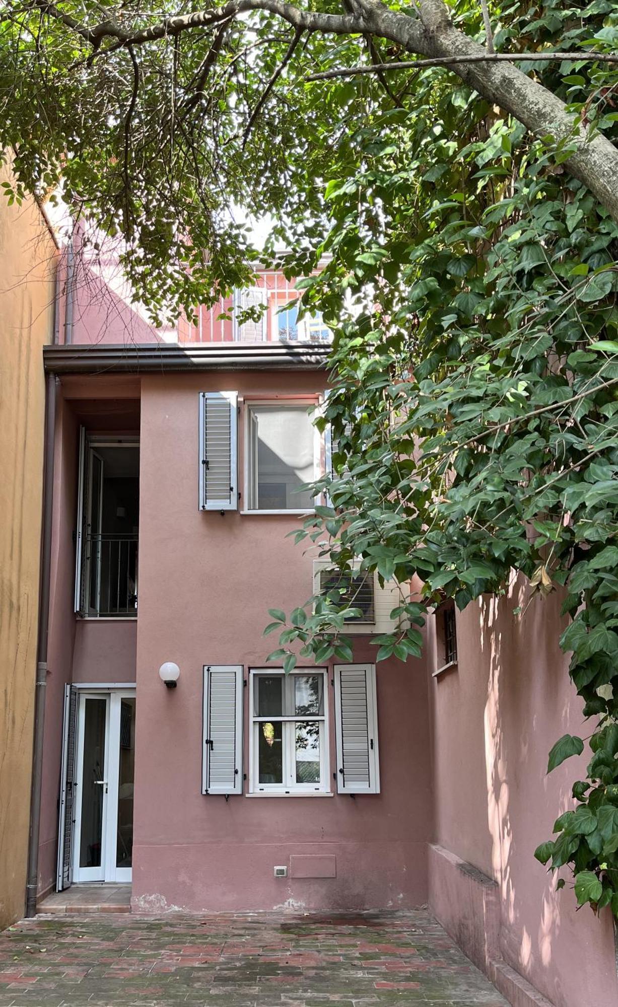 Appartements Dans Agreable Maison De Ville Centre Historique De Rimini Buitenkant foto